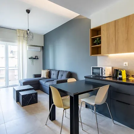 Apartment Pnyx Urban Oasis *
