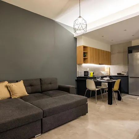Pnyx Urban Oasis Apartment *